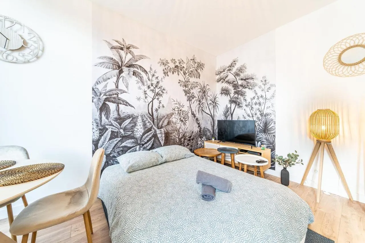 Le Marietton Appartement Cosy A Deux Pas Du Metro Valmy Lyon 0*,