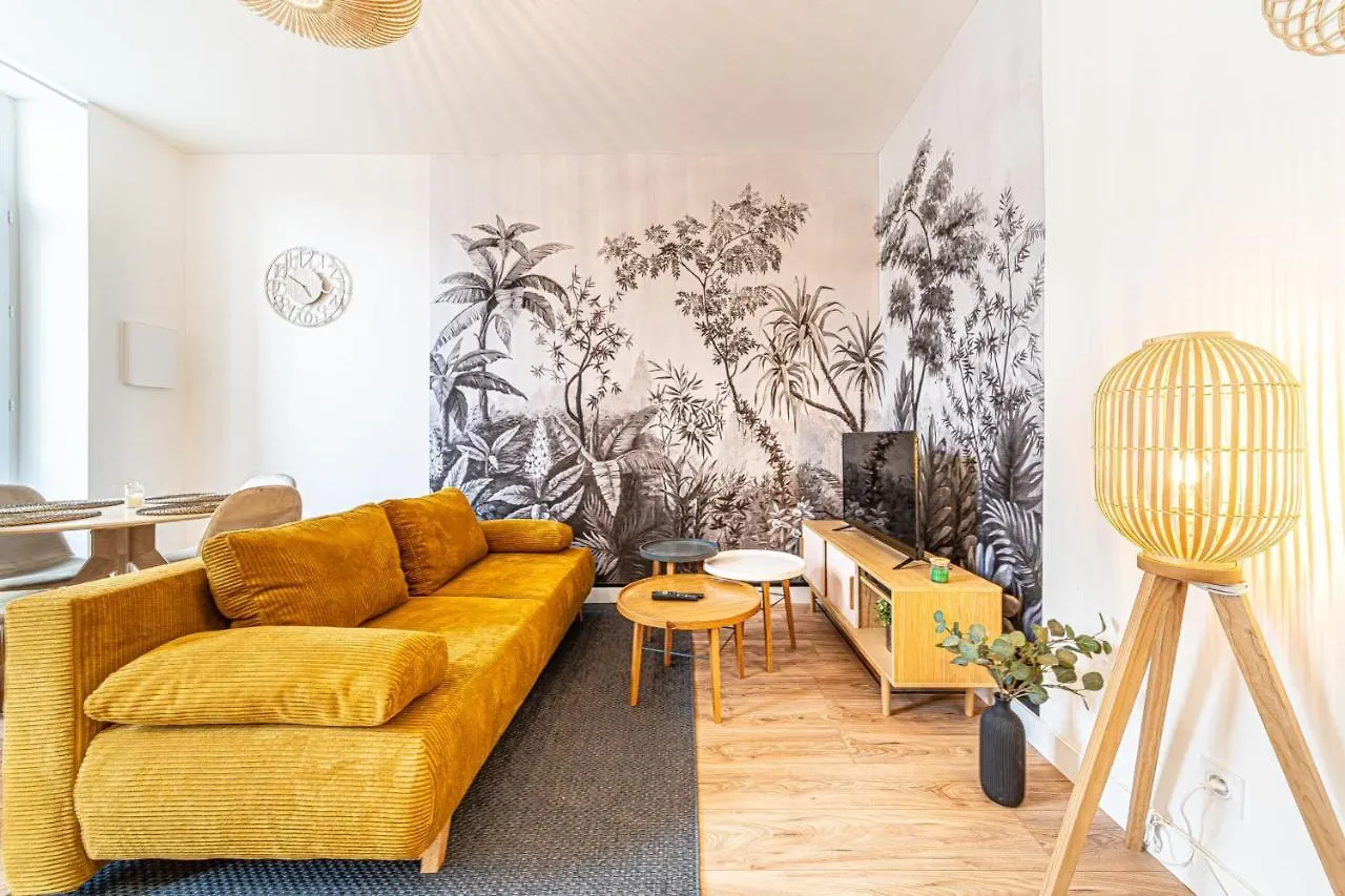 Le Marietton Appartement Cosy A Deux Pas Du Metro Valmy Lyon Apartment