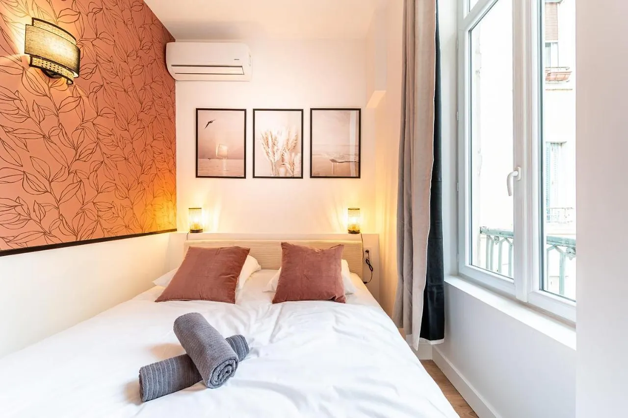 Le Marietton Appartement Cosy A Deux Pas Du Metro Valmy Lyon France